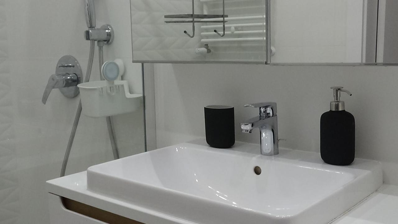 Apartmán Esperion 7 Days Varšava Exteriér fotografie