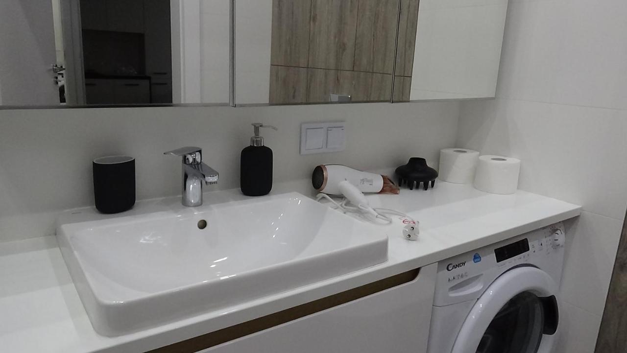 Apartmán Esperion 7 Days Varšava Exteriér fotografie